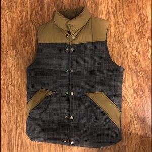 SOLD ‼️ H&M Winter Vest